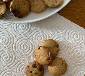 liquirice flavoured chocolate chips cookies