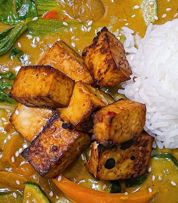 crispy tofu thai yellow peanut curry