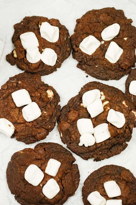 chocolate marshmallow cookies, The best s mores and hot chocolate cookies on the internet