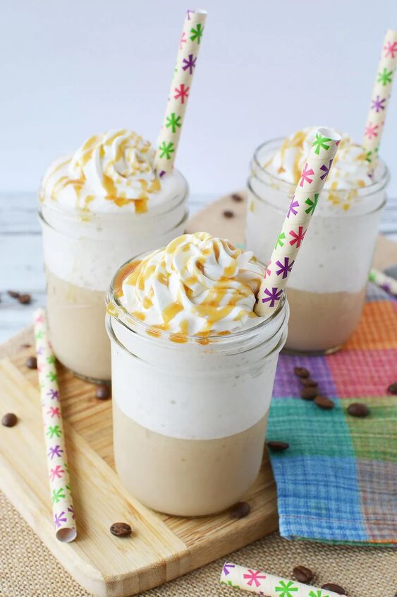 icy and creamy caramel frappuccino recipe, Glasses of caramel frappuccino coffee drinks with colorful straws