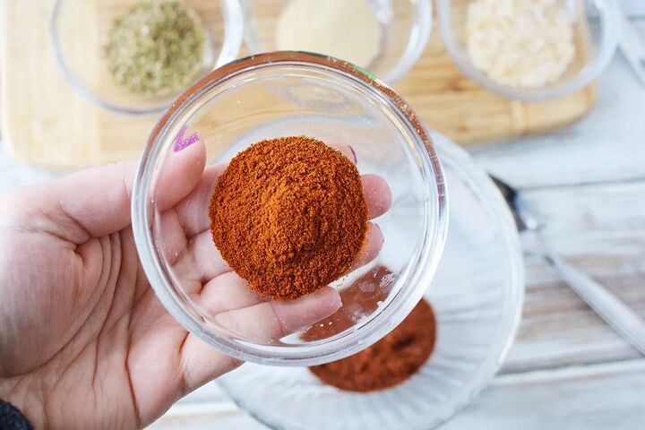 homemade taco seasoning mix, Holding a bowl of spice