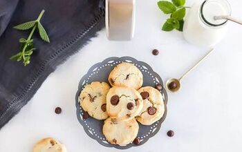 5-Minute Chocolate Chip Air Fryer Cookies