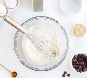 <u>Instead of baking cookies in the oven—this 5-minute recipe is GENIUS (and delicious!)</u>