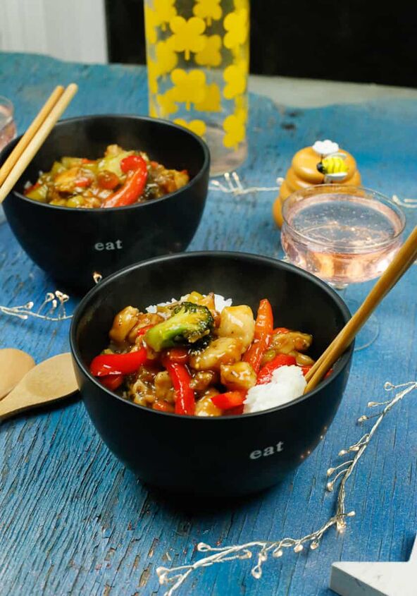 is orange chicken healthy recipe included, Two bowls of scrumptious orange chicken