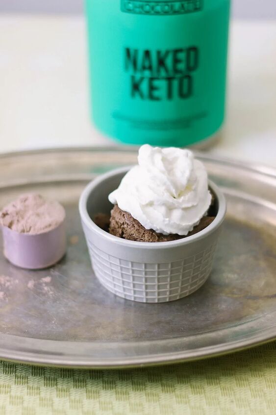 keto chocolate mug cake, Keto cake with whipped cream