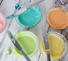easy rainbow unicorn fudge recipe, Coloring melted chocolate in rainbow colors in little bowls