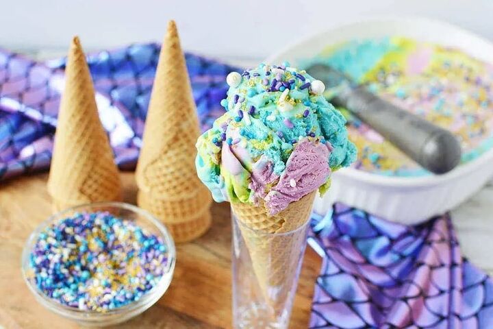 homemade mermaid ice cream recipe, Mermaid ice cream in a cone with sprinkles