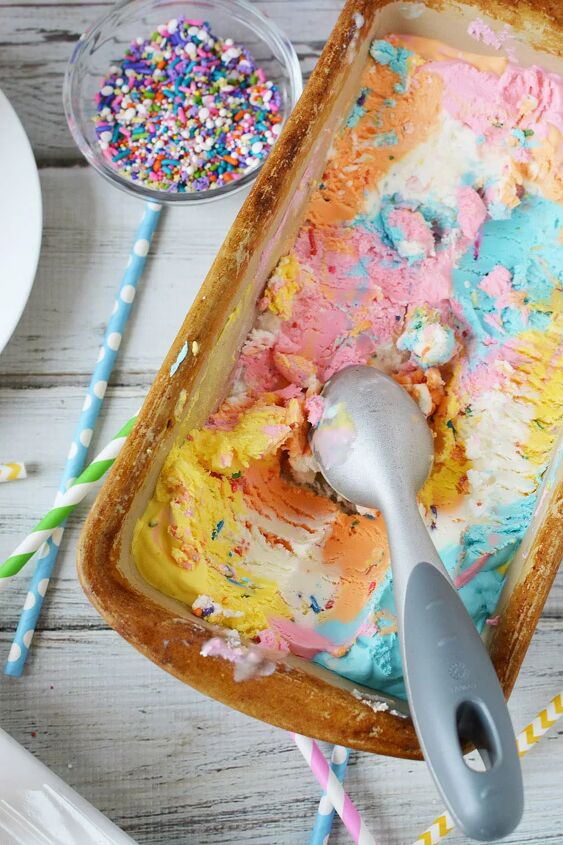 rainbow no churn unicorn ice cream recipe, Pan of unicorn ice cream with scoops taken out