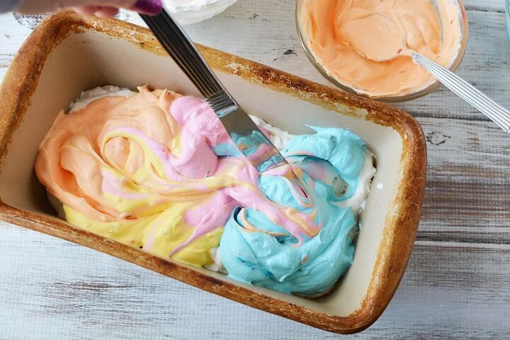 rainbow no churn unicorn ice cream recipe, Swirling colored ice cream with a knife