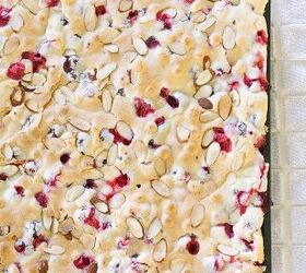 Cranberry Cake With Almonds