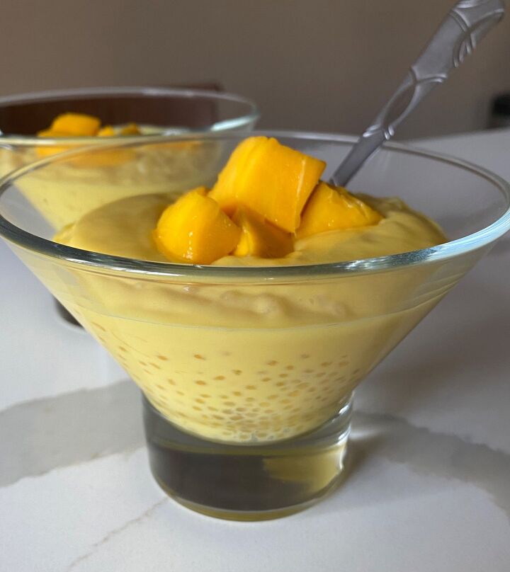cold mango sago dessert