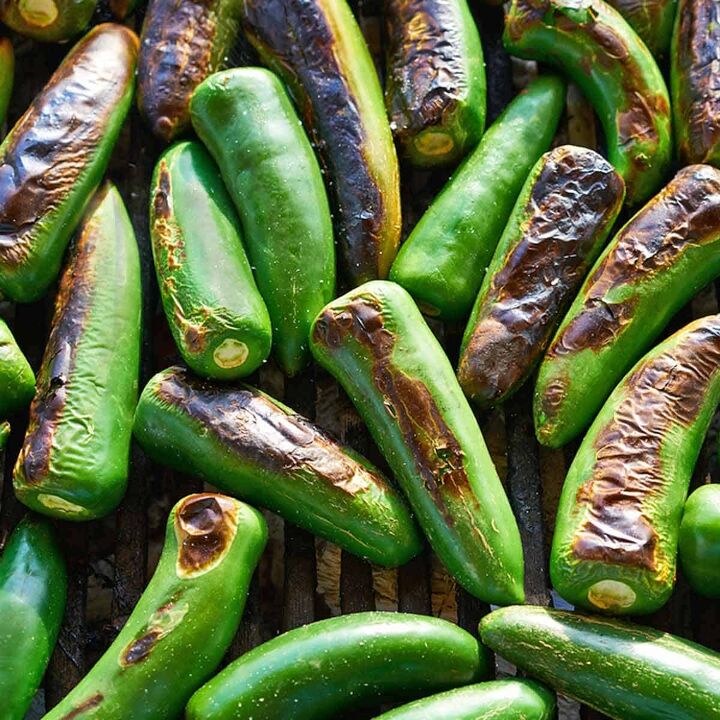 fire roasted green chile, Fire roasted green chile peppers