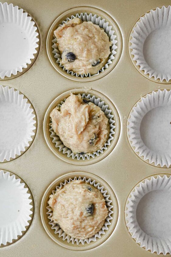 the best banana blueberry muffins so moist, Step 6 Scoop the batter into muffin cups and set the baking time to 10 minutes Sprinkle with a little sugar Then lower the heat to 375 degrees and bake for another 12 minutes Let the muffins cool on a wire rack and serve