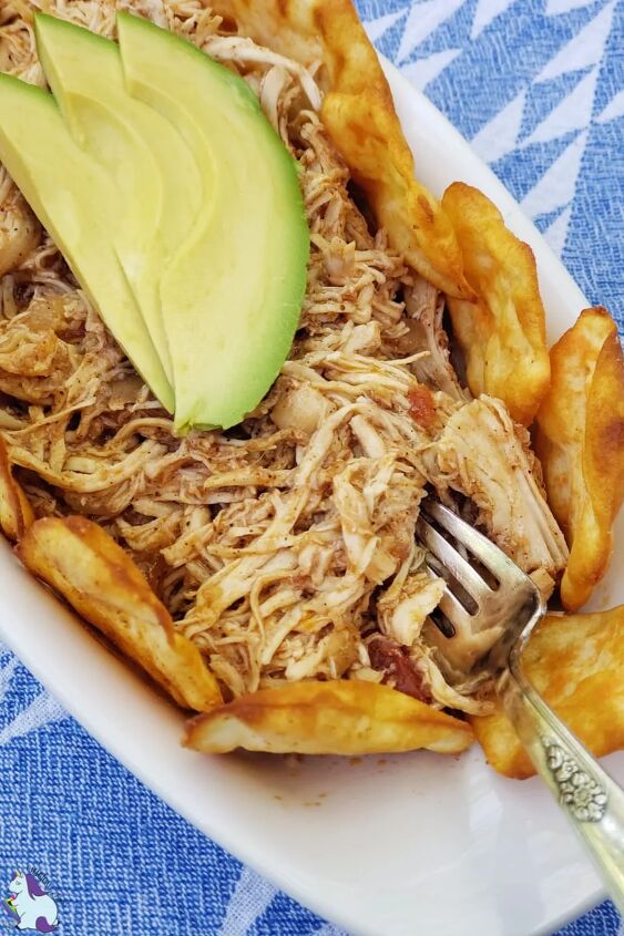 pulled chicken recipe, Pulled chicken with avocado and RITZ Crisp and Thins