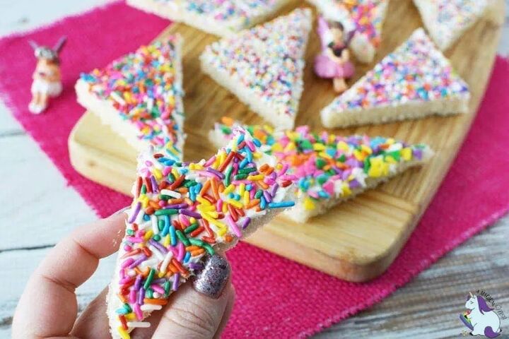 easy fairy bread, Colorful fairy bread with sprinkles