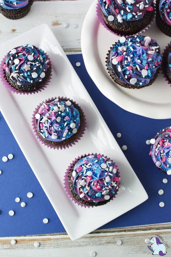 out of this world galaxy cupcakes recipe, Purple blue and pink galaxy cupcakes