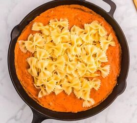 cast iron skillet lasagna, Sauce and pasta in a large cast iron skillet