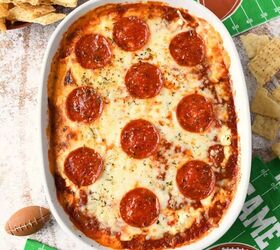 game day pizza dip, Pepperoni Pizza Dip with corn chips and green football napkins