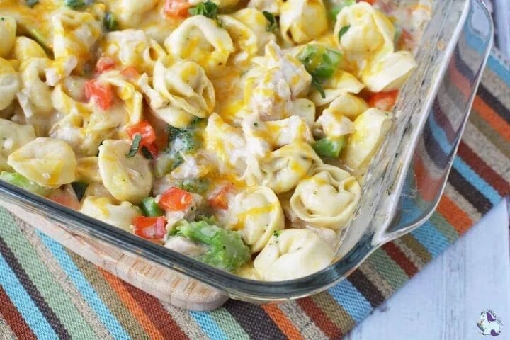the easiest chicken broccoli bake with tortellini ever, Chicken broccoli bake with tortellini in pan