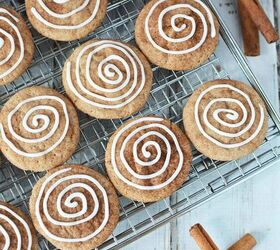 Know someone who likes a cinnamon roll? These easier swirl cookies will absolutely make their day