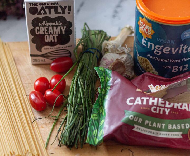 delicious and creamy 10 minute vegan spaghetti carbonara keto option, Ingredients for vegan carbonara