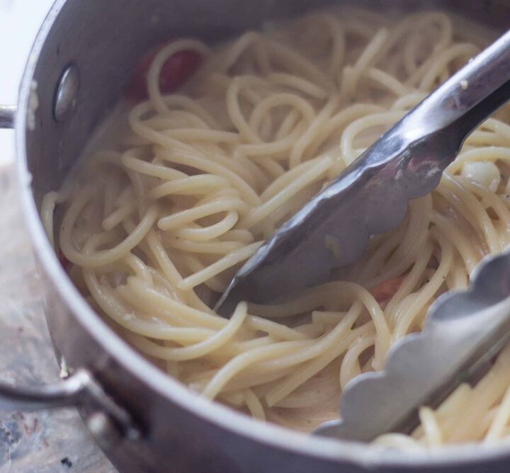 delicious and creamy 10 minute vegan spaghetti carbonara keto option, Add spaghetti to carbonara sauce