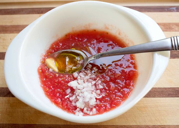 tomato vinaigrette, All ingredients mixed in the bowl