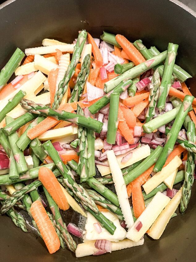 easy pasta primavera, pan of garden fresh veggies sauteeing zucchini squash asparagus onions carrots Easy Pasta Primavera