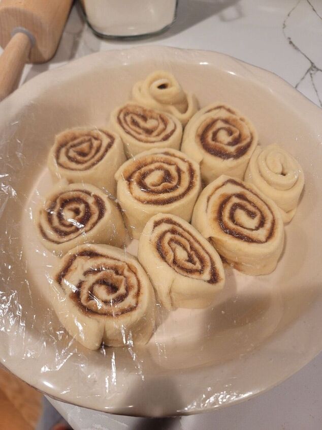 sourdough cinnamon rolls from scratch