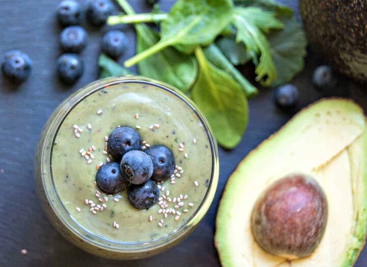 avocado fruit smoothie recipe with blueberries and chia seeds, Avocado Fruit Smoothie with Blueberries
