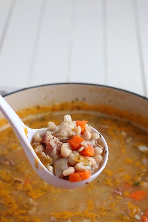 dutch oven ham and bean soup