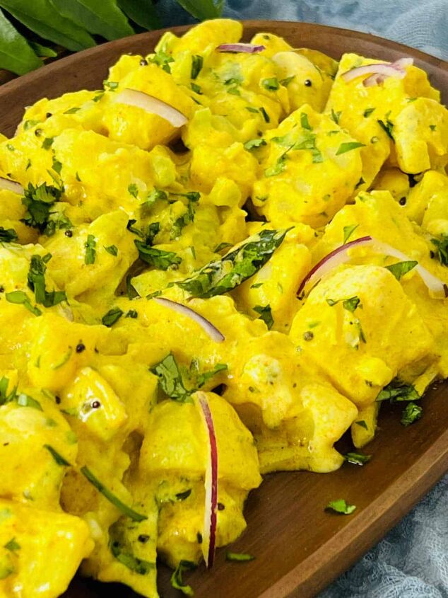 best curried potato salad recipe, Close up of curry potato salad