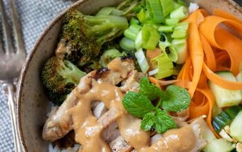 Thai Chicken Rice Bowls With Peanut Sauce