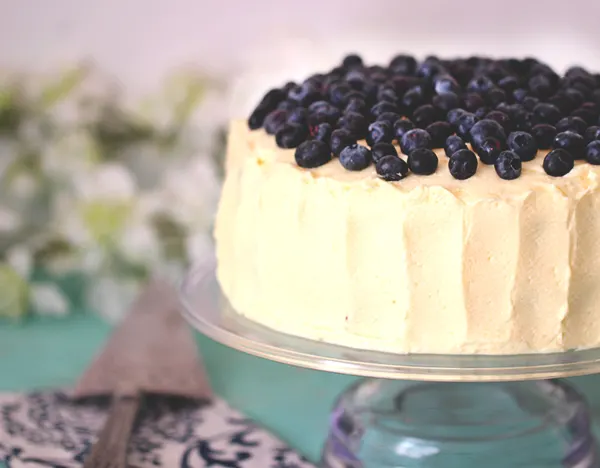 easy blueberry cake with whipped lemon frosting, Easy Blueberry Cake with Lemon Whipped Cream Frosting