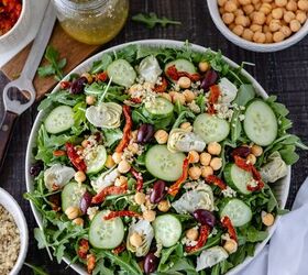 This quick-to-make salad has the most satisfying & crunchy bite