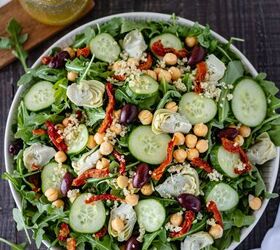 Mediterranean Quinoa Salad (w/ Lemon-Herb Vinaigrette)