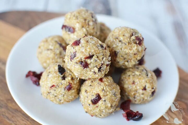 cranberry no bake energy bites recipe, Energy bites with cranberries on a white plate