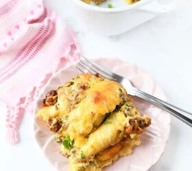 sausage cheese crescent roll breakfast casserole, A slice of sausage breakfast casserole