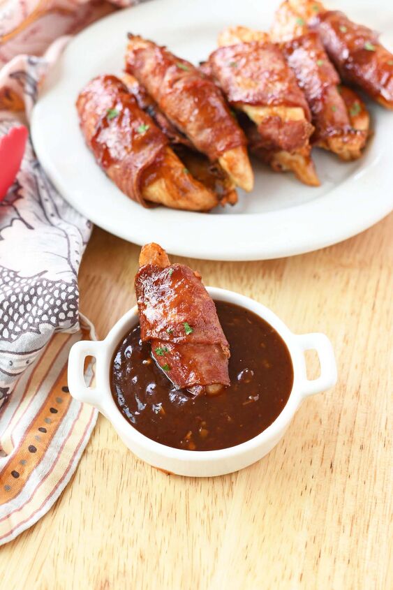 air fryer bacon wrapped chicken tenders, A bacon wrapped chicken tender in sweet glaze
