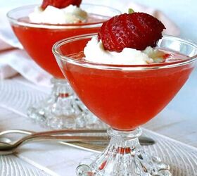 fresh strawberry cake recipe, Strawberry gelee dessert cupss