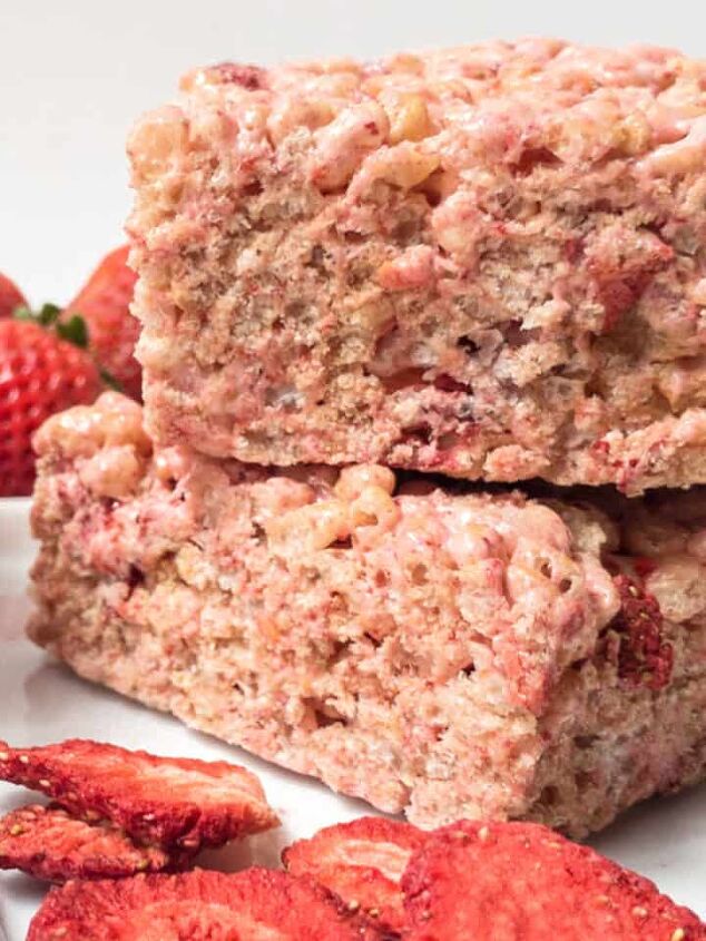 fresh strawberry cake recipe, Squares of rice krispie treats