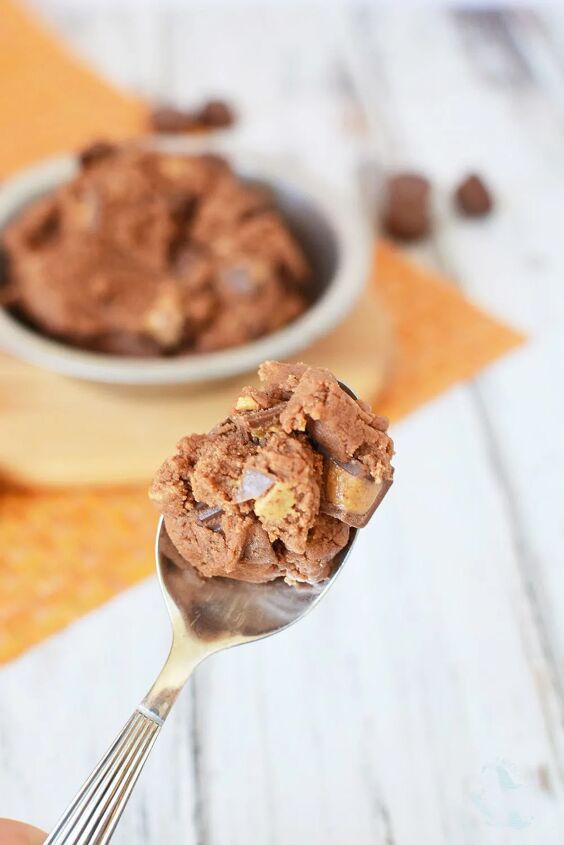 chocolate peanut butter cookie dough recipe, Chocolate peanut butter cookie dough to use as a dip or eat with a spoon