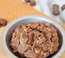 chocolate peanut butter cookie dough recipe, Chocolate Peanut Butter Cookie Dough in a bowl