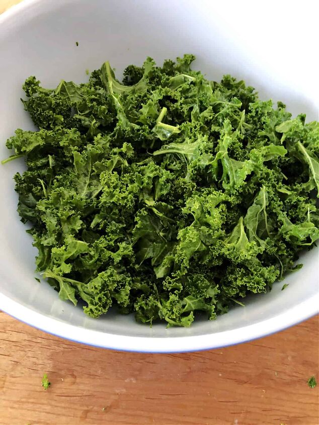 massaged kale, kale after massaging