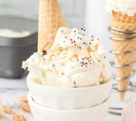 https://cdn-fastly.foodtalkdaily.com/media/2023/06/23/6923041/how-to-make-funfetti-ice-cream-with-just-5-ingredients.jpg?size=720x845&nocrop=1