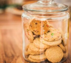 the best of the peanut butter cereal cookie recipes, A glass canister full of cookies
