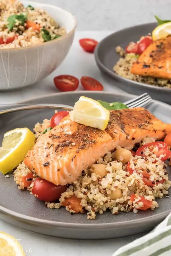 salmon quinoa salad with lemon dressing, A close up of the salmon fillet on the quinoa