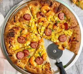 <b>Our dinner suggestion:</b> Shrimp boil pizza