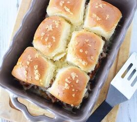 Honey Sweet Hawaiian BBQ Chicken Sliders Recipe | Foodtalk