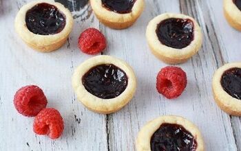 Easy Raspberry Tarts Recipe - Bite Sized Buttery Crunch